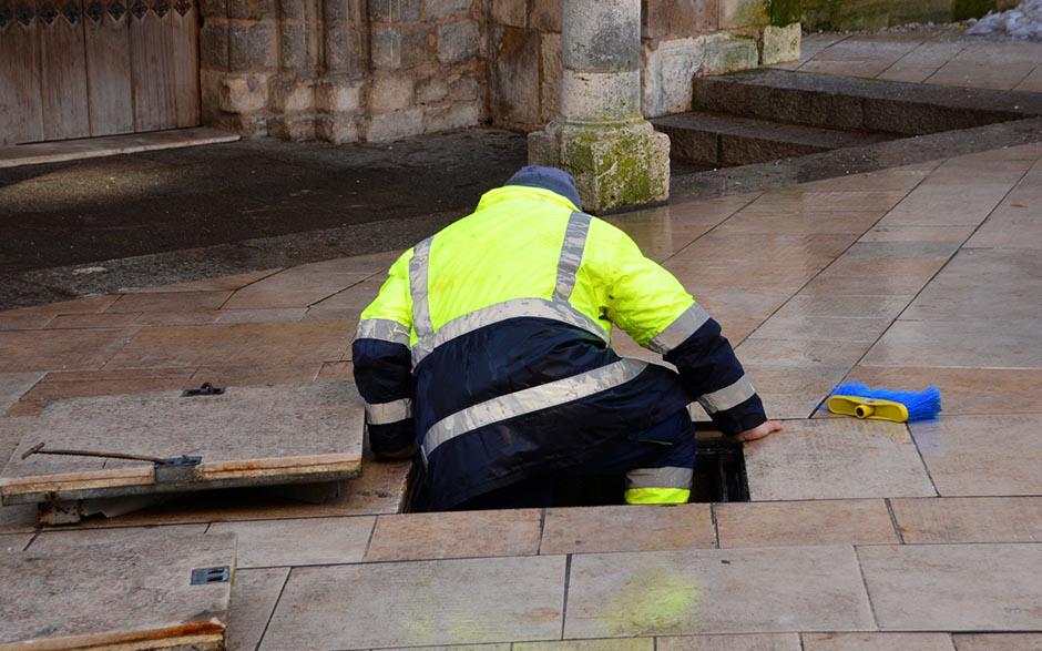 dégorgement canalisation Menucourt